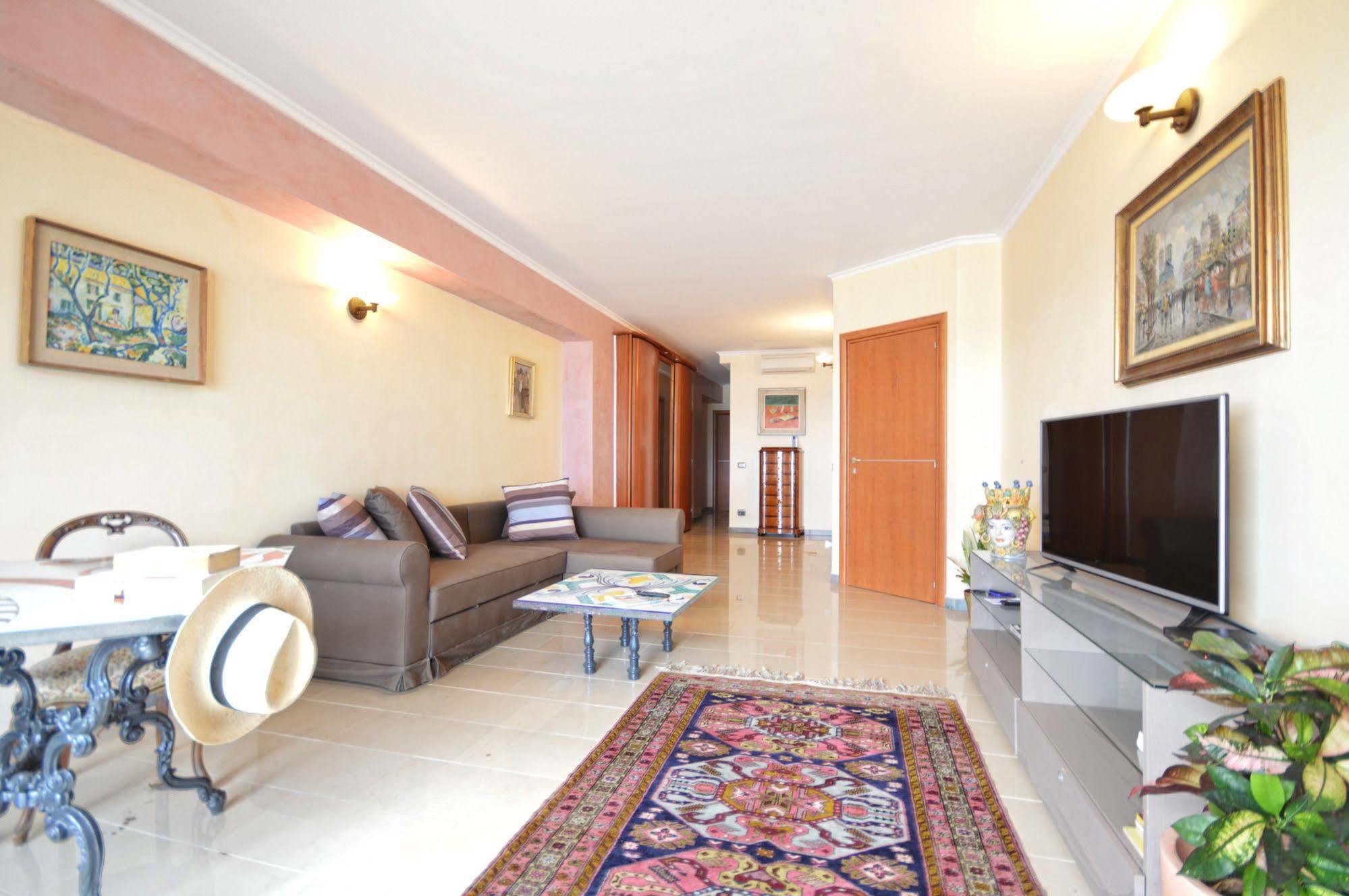 Mar Dei Poeti - Luxury Suites Torre Archirafi 외부 사진